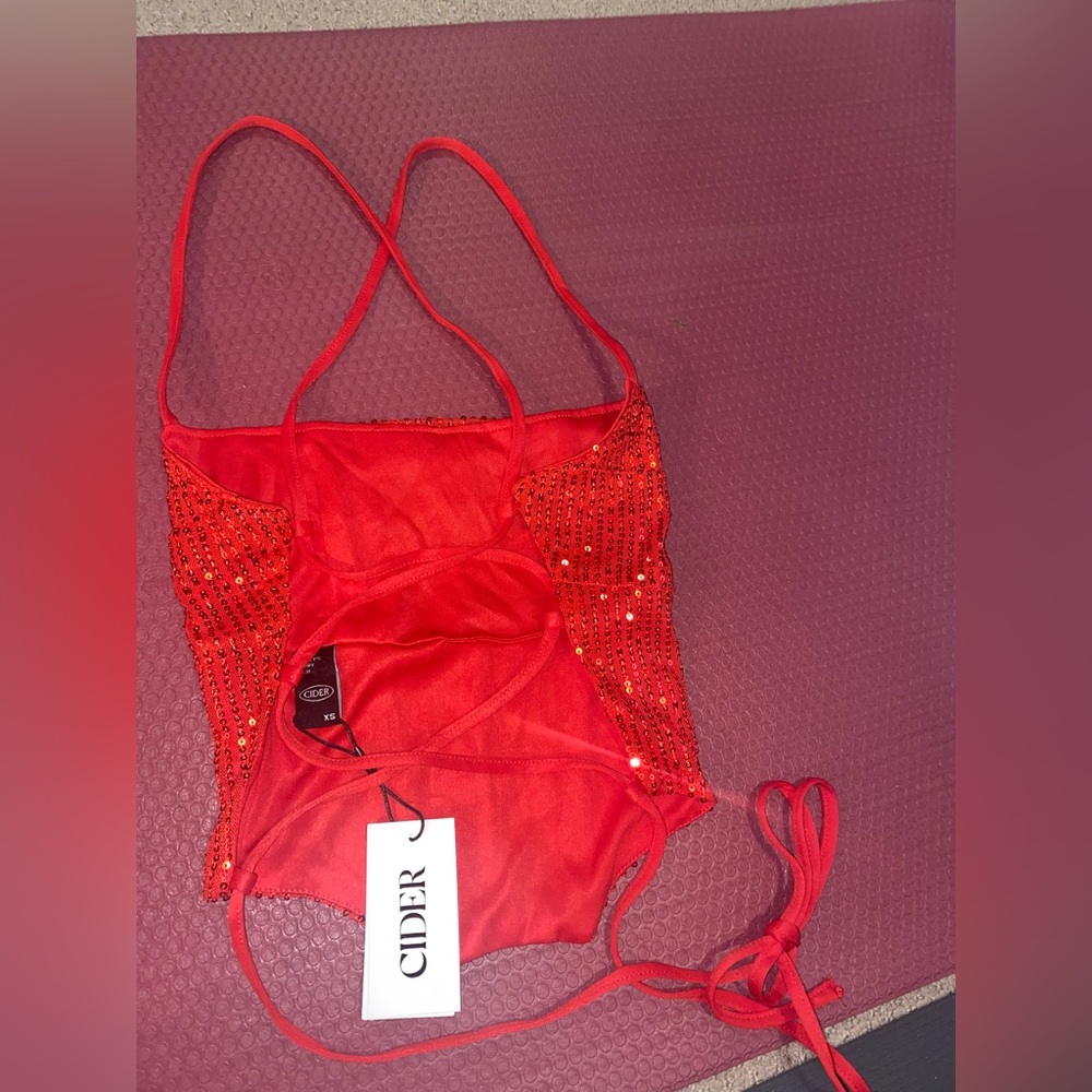 NWT sparkly red crop top super cute - Picture 11 of 11